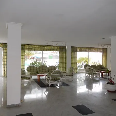 Tagara 502 Apartment